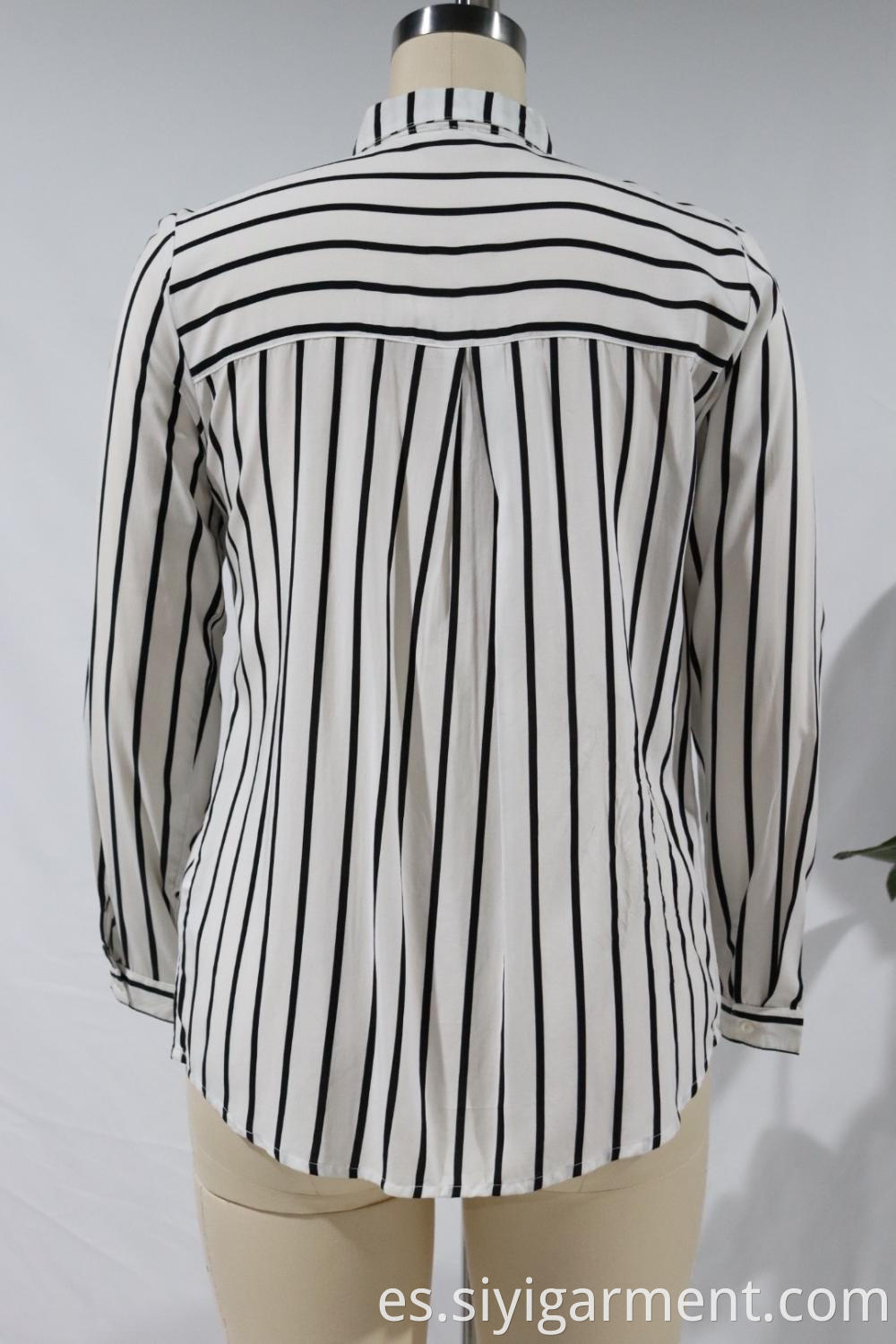 Printed Shirt With Long Sleeves And Standing Collar